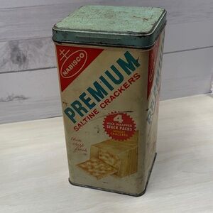 Nabisco Premium Saltine Crackers Tin